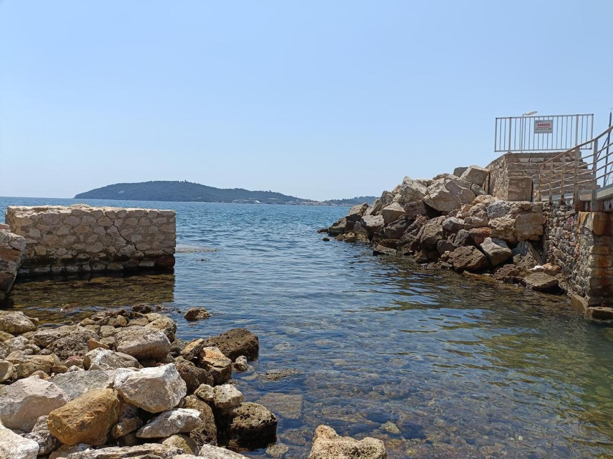 Отель Le Cote D'Azur Тулон Экстерьер фото